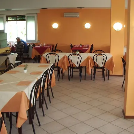 Hotel Samaver 2*